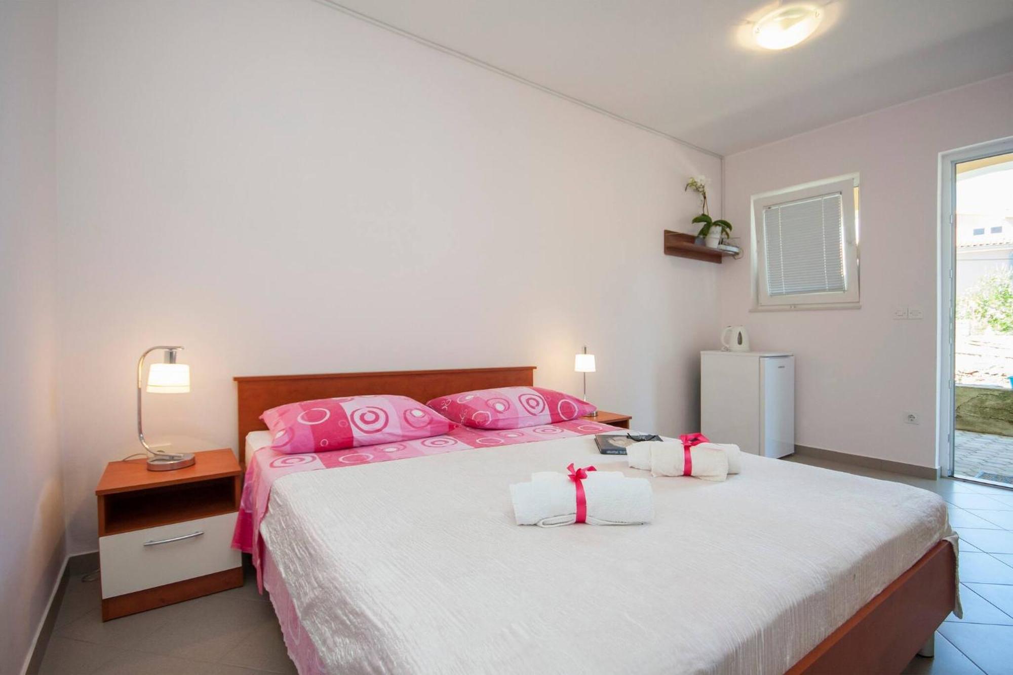 Family Apartments & Rooms Mikelin Primošten Exteriér fotografie